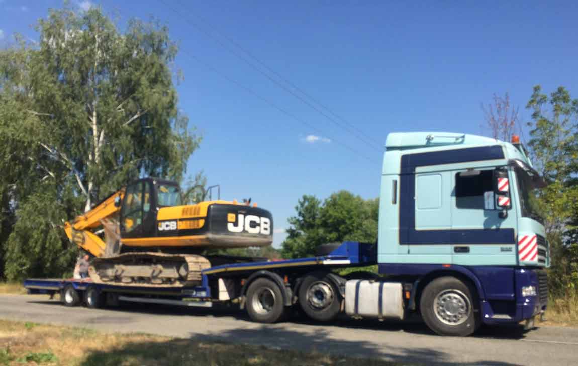 перевезення екскаватора